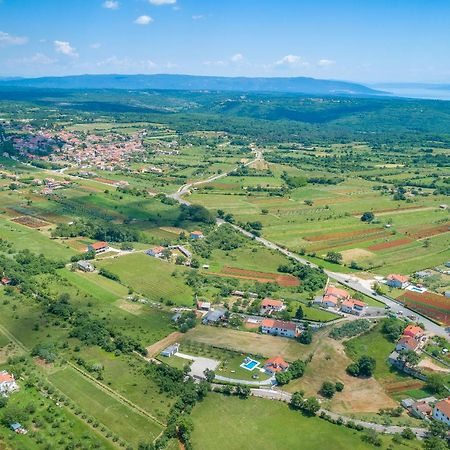 Villa Zara Marčana Buitenkant foto