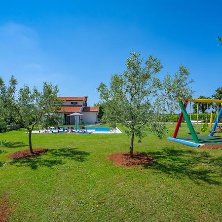 Villa Zara Marčana Buitenkant foto